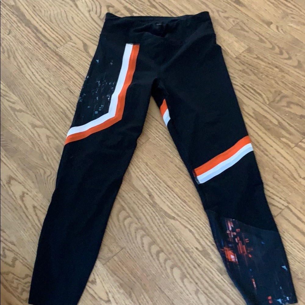 Sweaty Betty “The Zero Gravity”  leggings